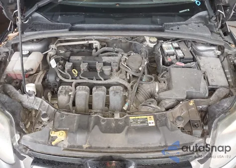 2013 Ford Focus Titanium z USA, uszkodzony, nr VIN 1FADP3J20DL189239